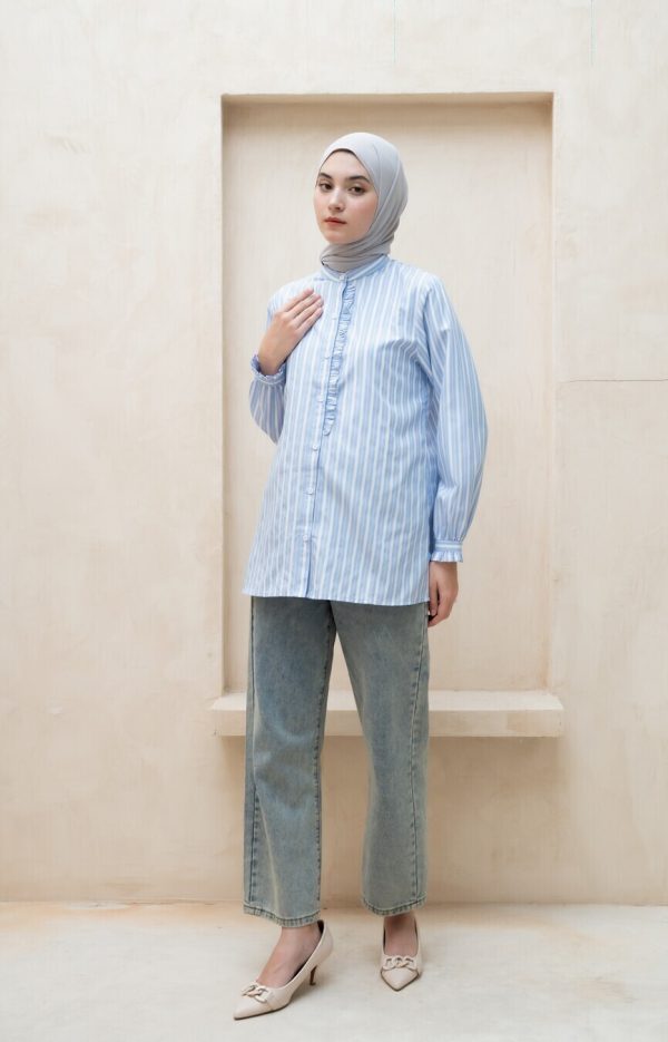 Blus Lyla Della Light Blue - Image 7