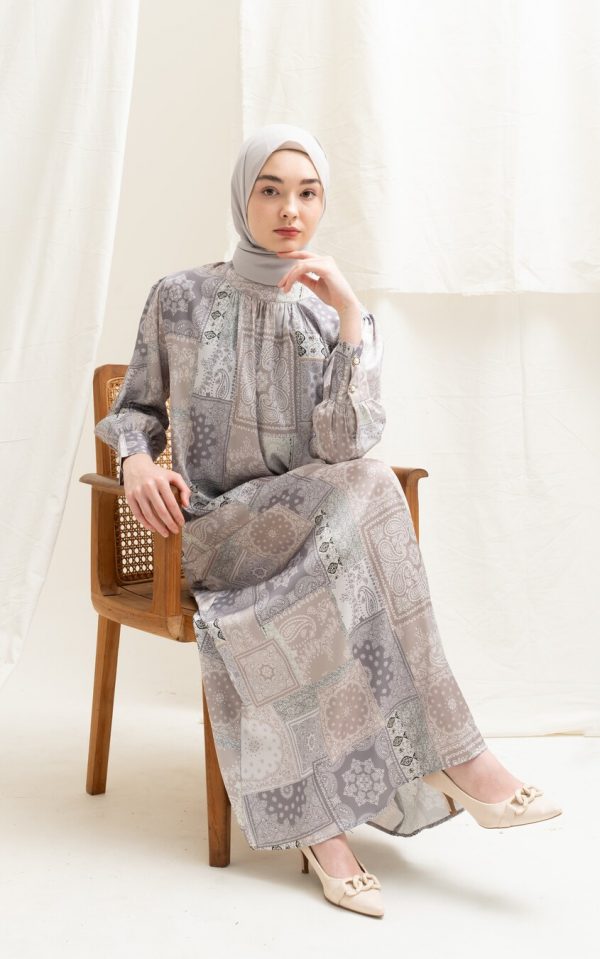 Gamis Lara Diyora Grey Pastel Big Size - Image 10