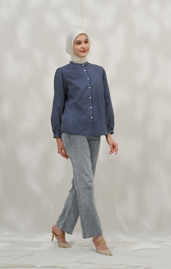 Blus Teana Kaluna Navy - Image 3