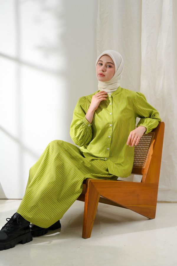 Blus Teana Kaluna Lime Green - Image 3