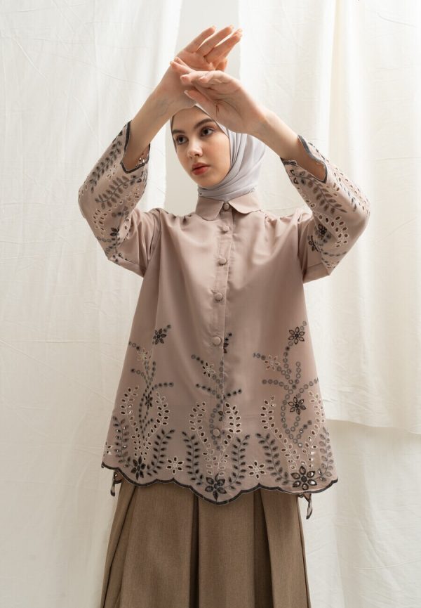 Blus Afiya Cream Big Size - Image 5