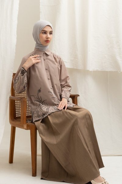 Blus Afiya Cream