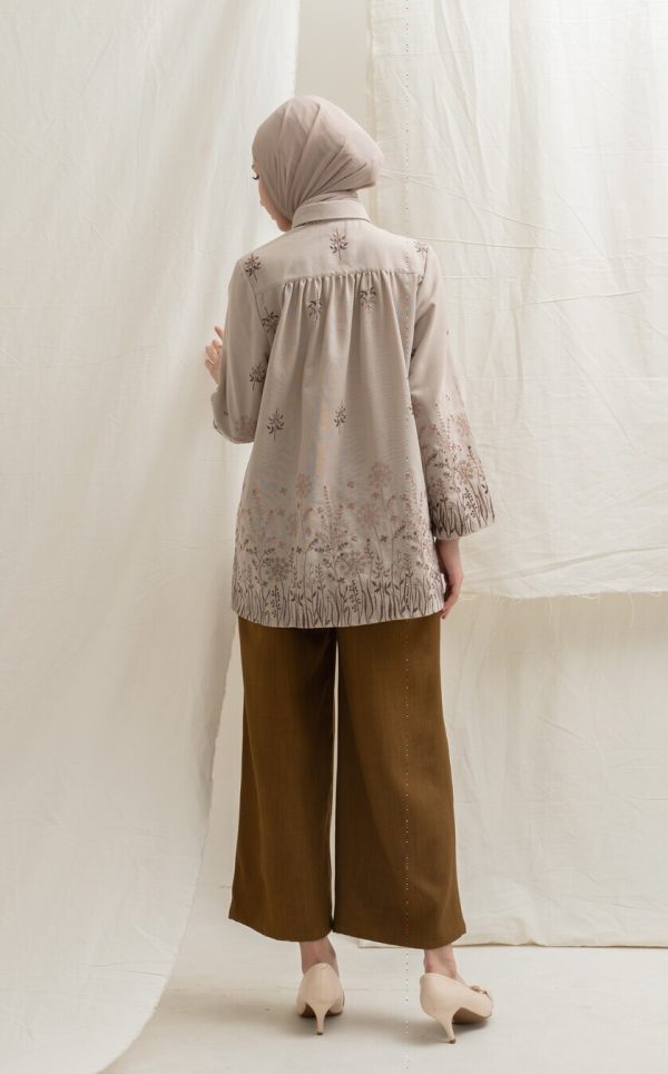 Blus Afiya Savana Latte - Image 6