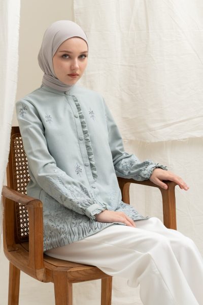 Blus Lyla Savana Baby Blue