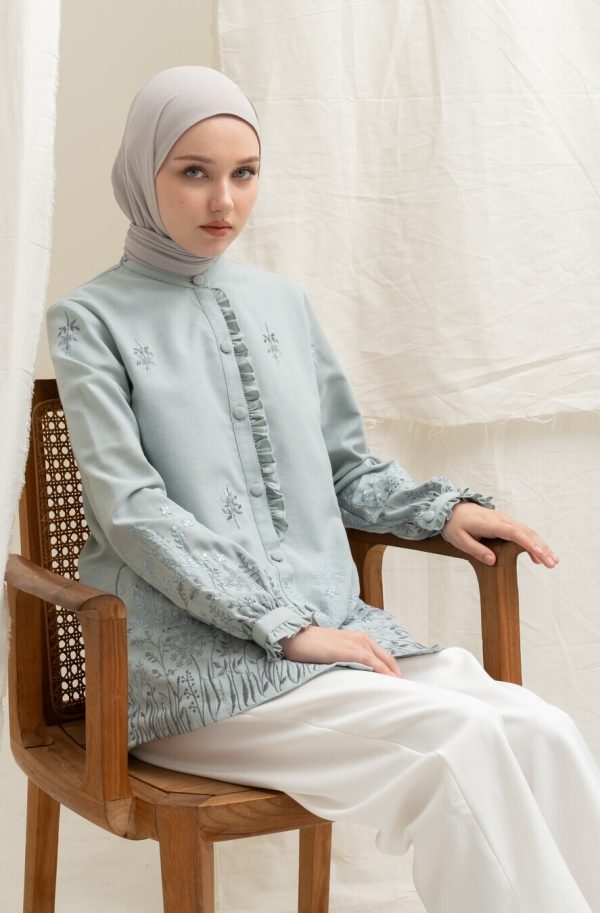 Blus Lyla Savana Baby Blue