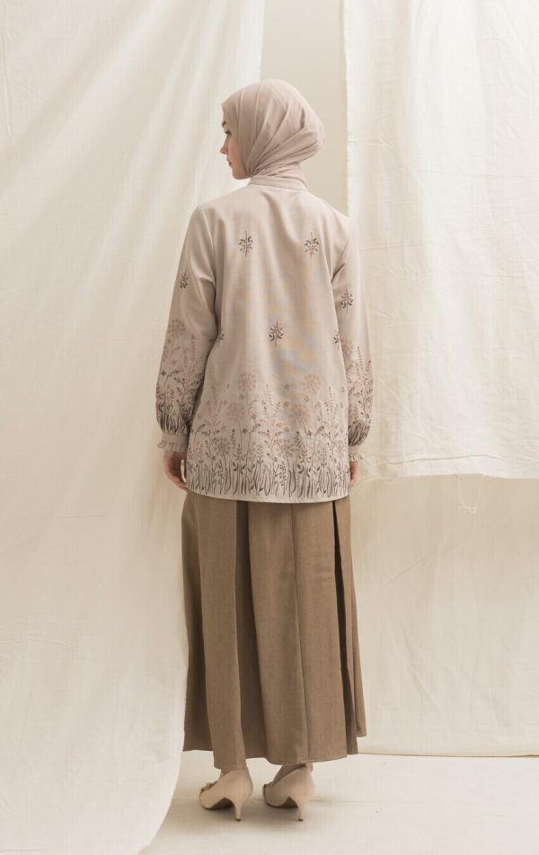 Blus Lyla Savana Latte - Image 7