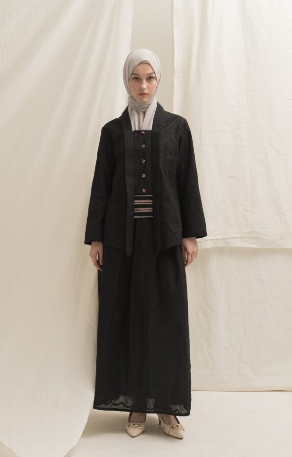 Deena Skirt Ghia Hitam - Image 3