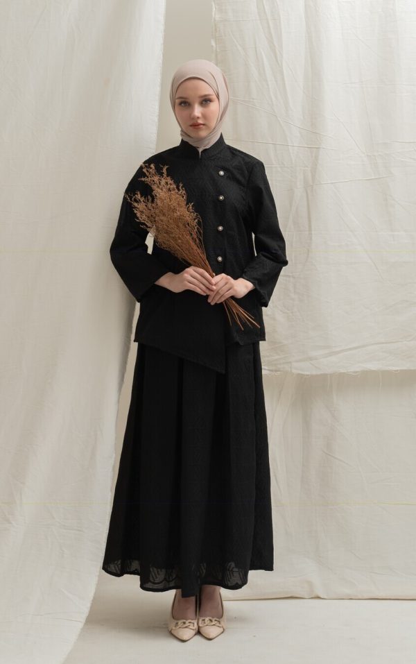 Deena Skirt Ghia Hitam - Image 6