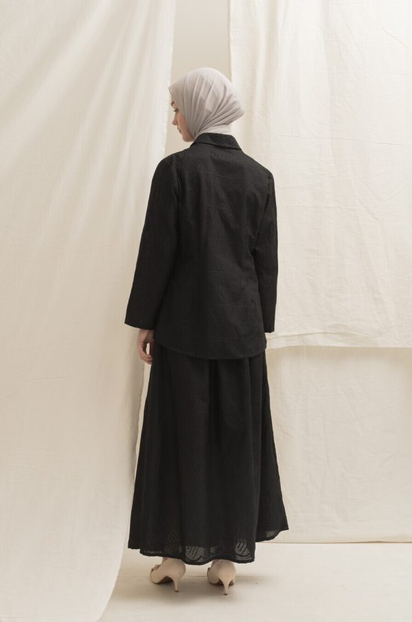 Deena Skirt Ghia Hitam - Image 5