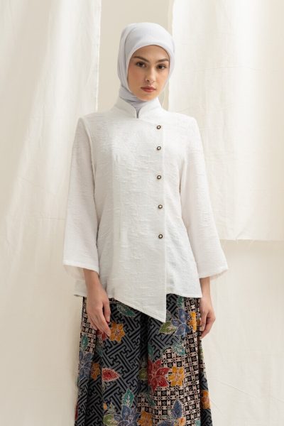 Kebaya Janggan Fia White