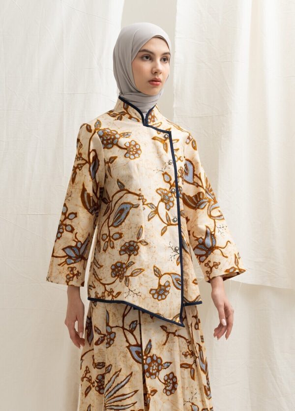Kebaya Janggan Saras