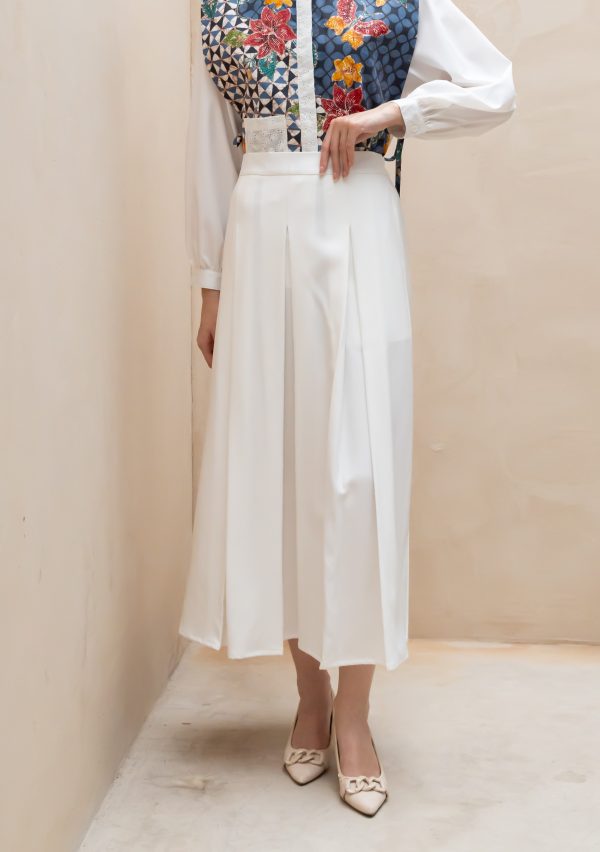 Riva Skirt Alma White