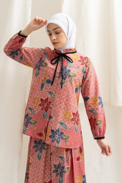 Blus Dayna Ruffle Kyana