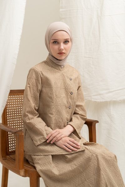 Kebaya Janggan Ghia Cream Big Size