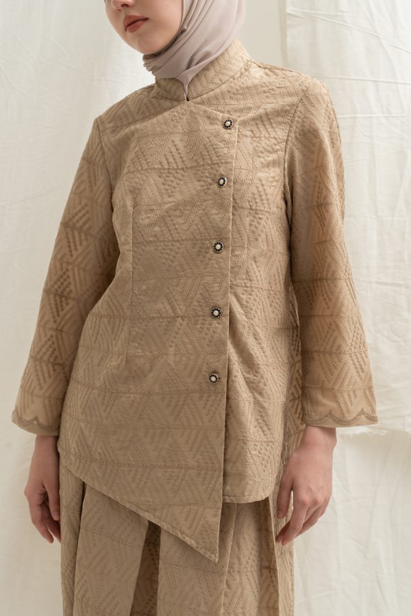 Kebaya Janggan Ghia Cream Big Size - Image 2