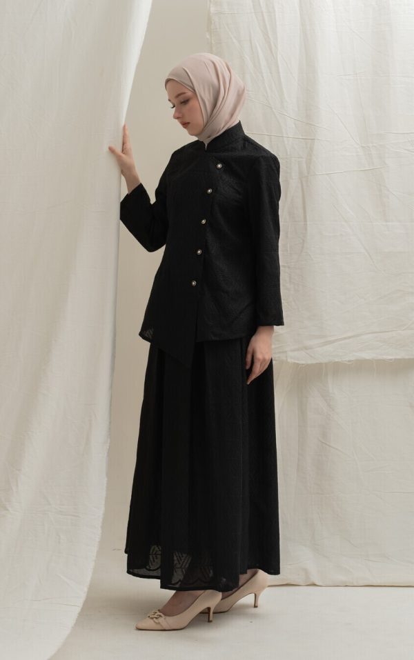 Kebaya Janggan Ghia Hitam - Image 3