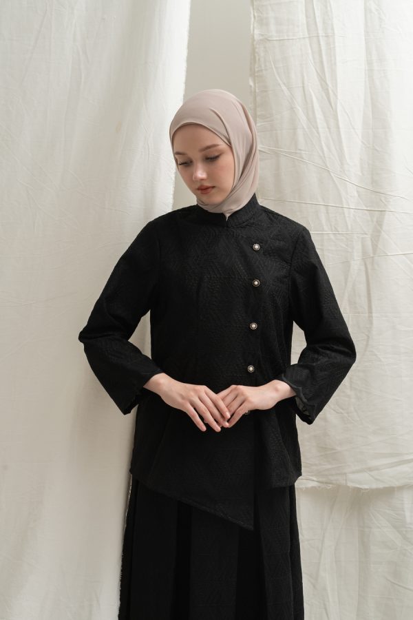 Kebaya Janggan Ghia Hitam