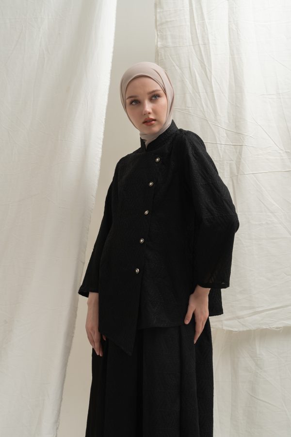 Kebaya Janggan Ghia Hitam - Image 6