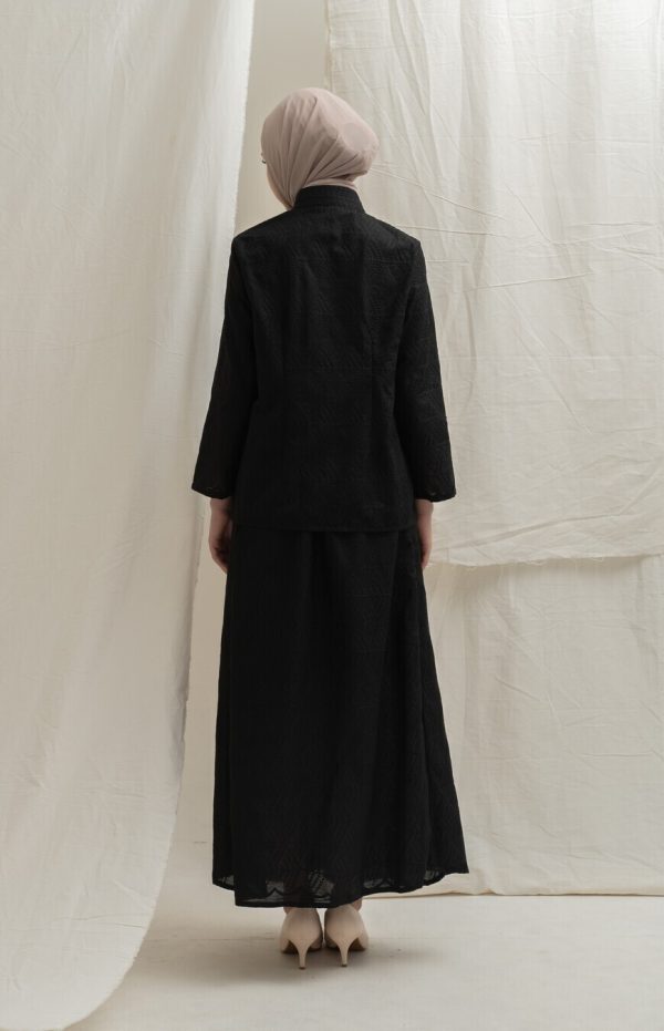 Kebaya Janggan Ghia Hitam - Image 4