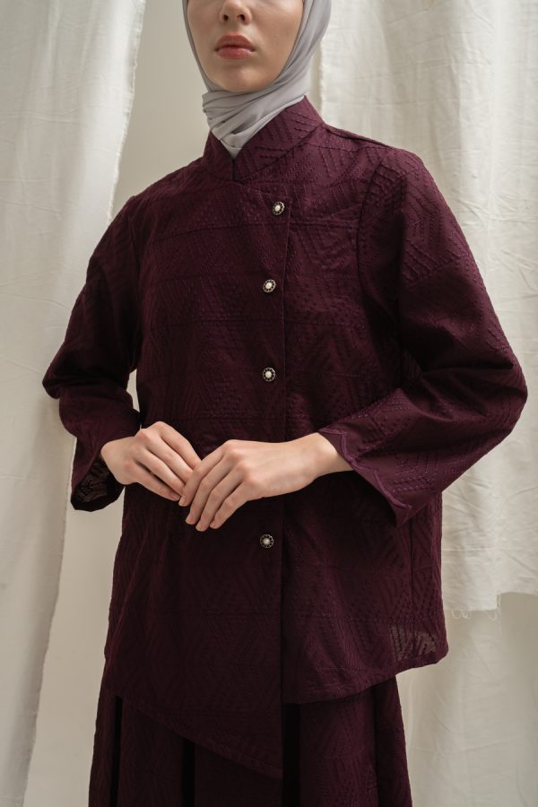 Kebaya Janggan Ghia Marun - Image 2