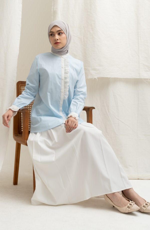 Blus Lyla Lace Blue - Image 3