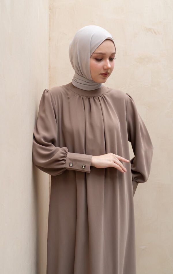 Gamis Lara Meena Latte Big Size - Image 2