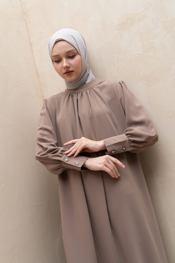 Gamis Lara Meena Latte Big Size - Image 3