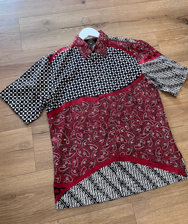 Kemeja Nuna Adra Merah