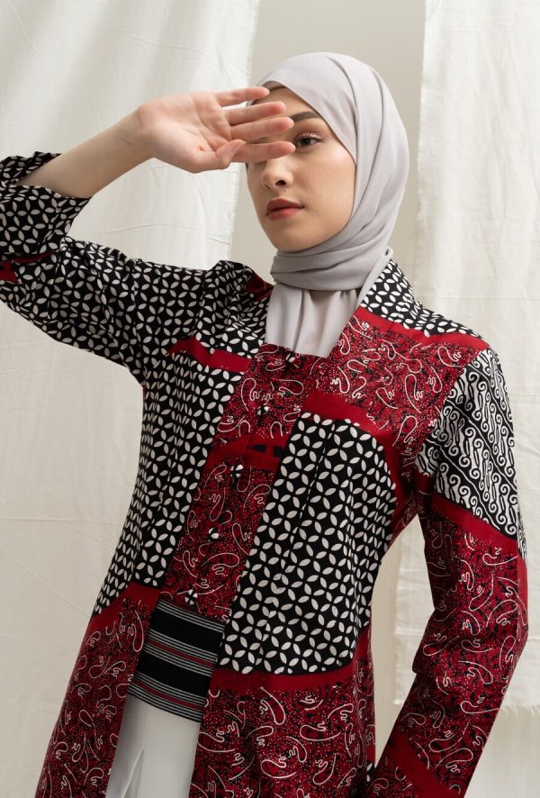 Tunik Kutubaru Adra Merah - Image 7