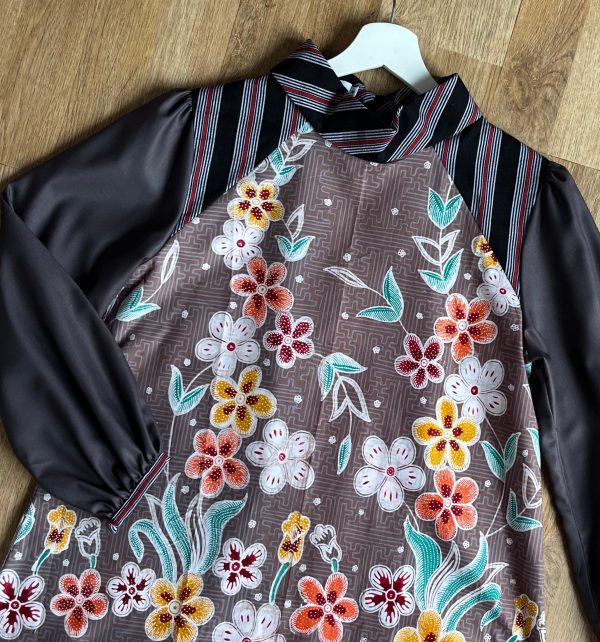 Blus Kira Nilam Grey Big Size