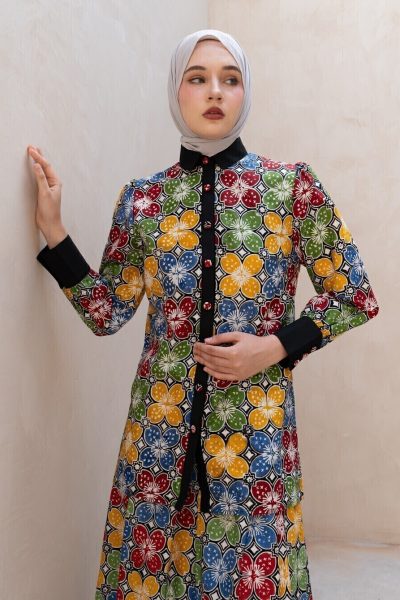 Blus Velya Aurina