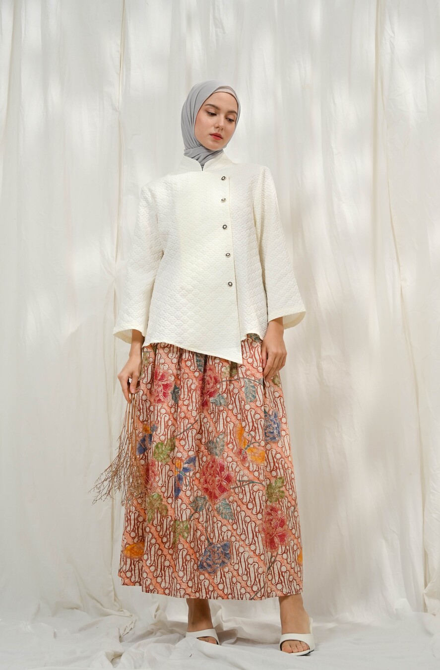 Kebaya Janggan Melati Off White Big Size - Image 10