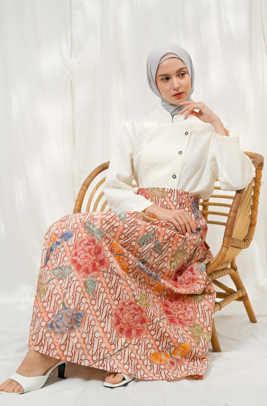 Kebaya Janggan Melati Off White Big Size - Image 11