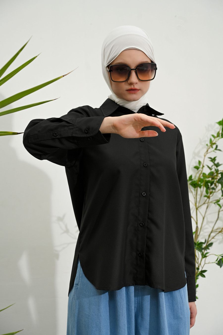 Blus Luna Hitam - Image 3