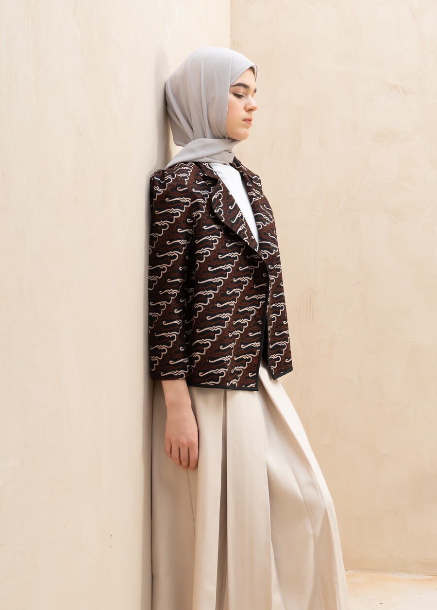 Janggan Blazer Laksita Big Size