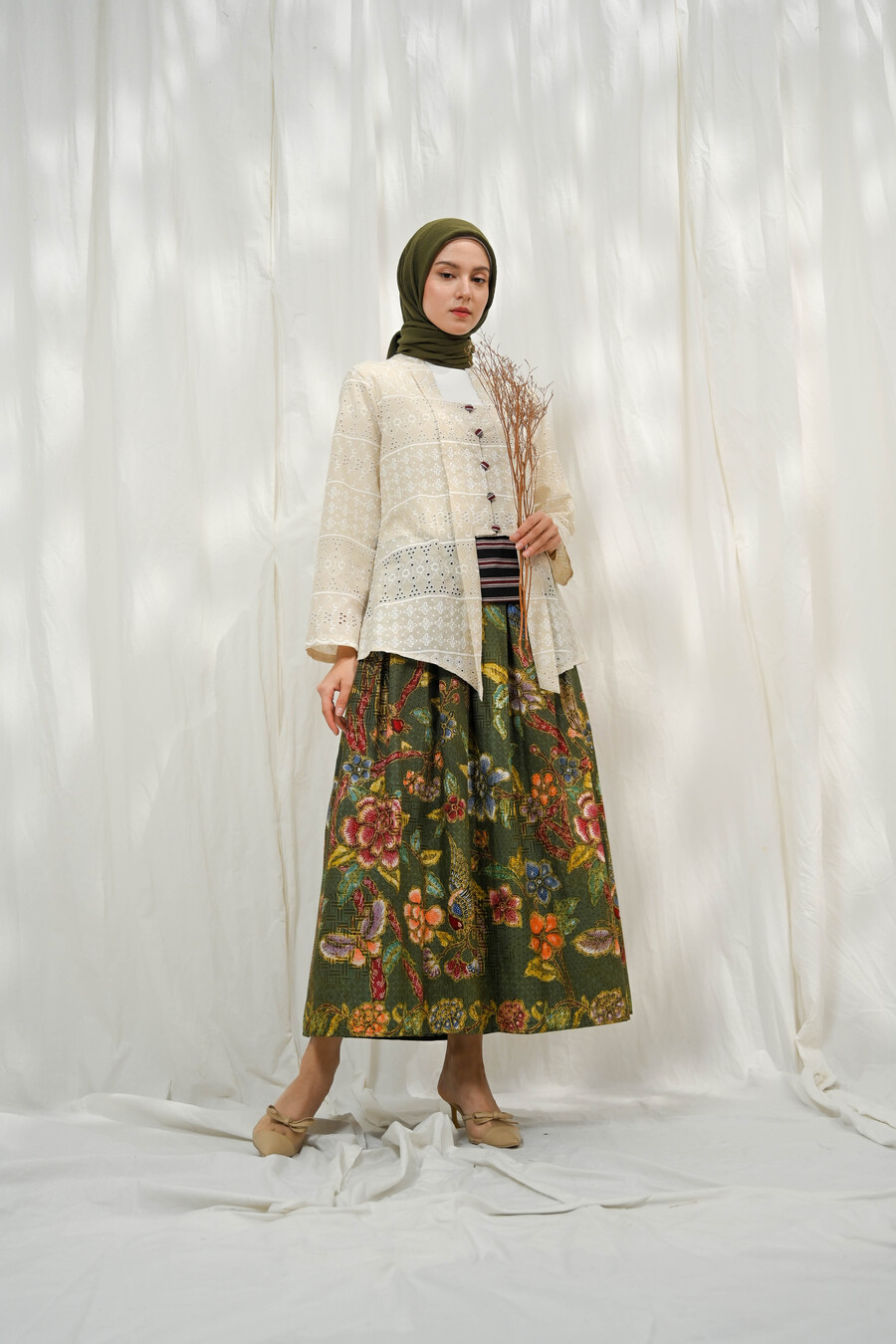 Kutubaru Milana - Image 9