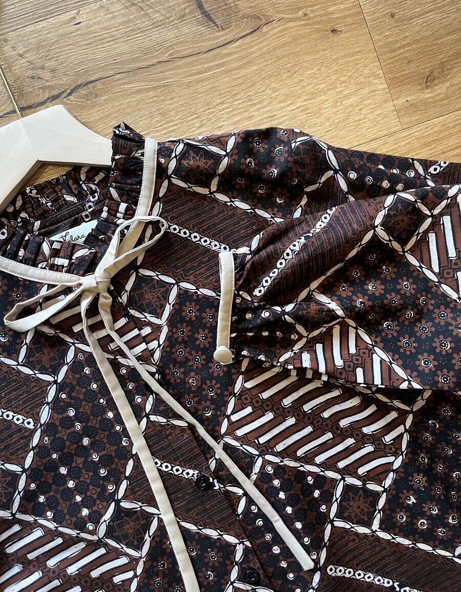 Blus Dayna Ruffle Dira - Image 3