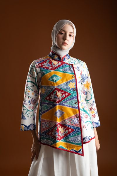 Kebaya Janggan Laras