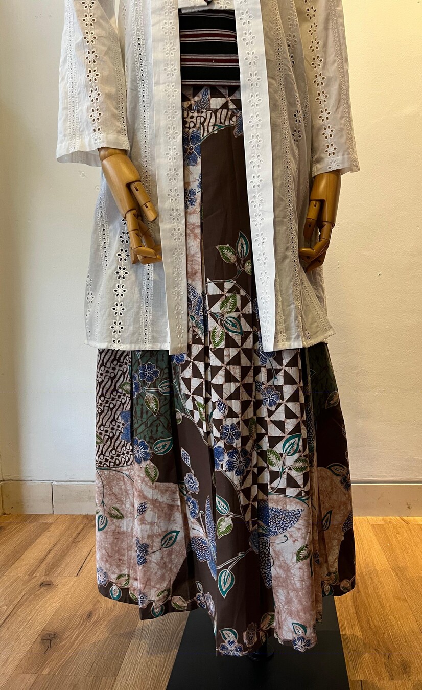 Mitha Skirt Ara - Image 2