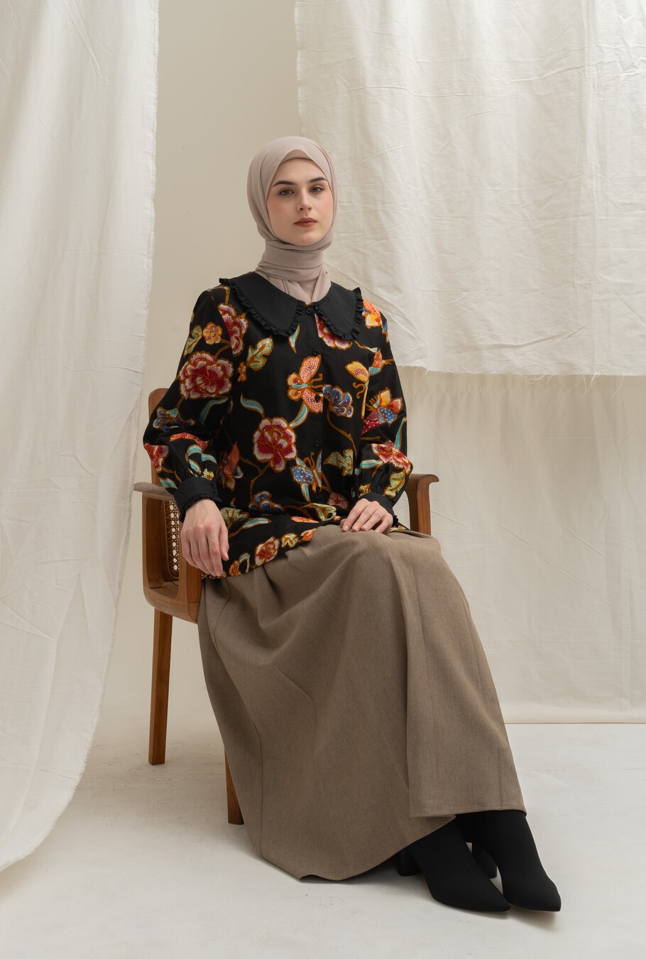 Riva Skirt Alma Ash Brown - Image 4