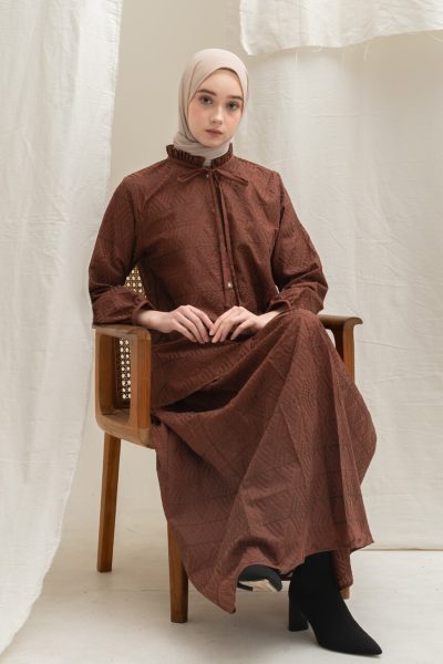 Blus Dayna Ruffle Ghia Terakota