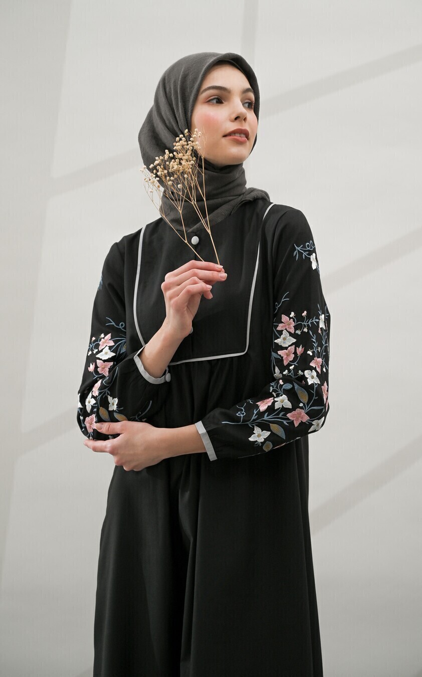 Gamis Miranti Bordir Hitam Big Size - Image 2