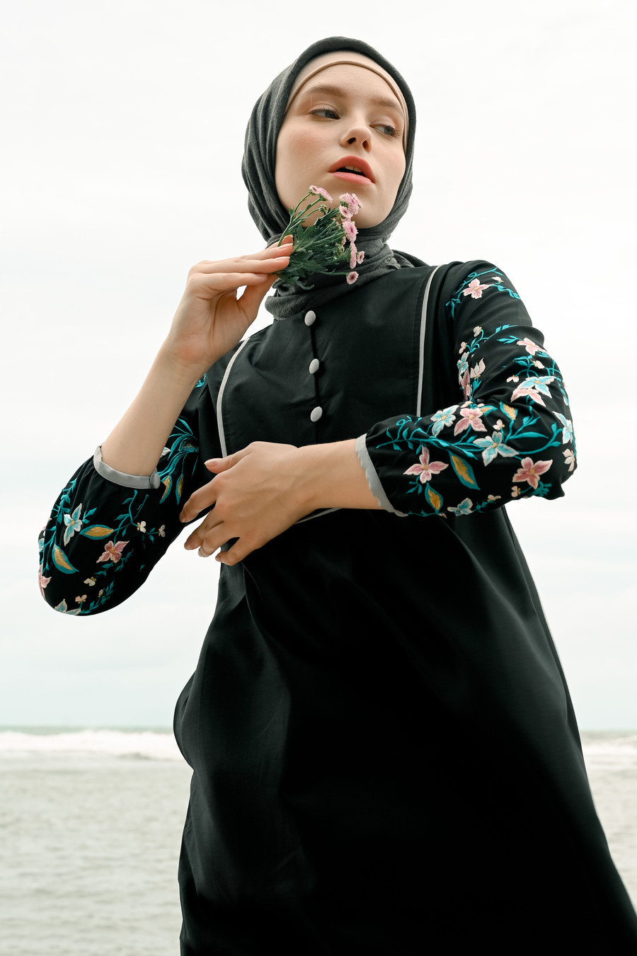 Gamis Miranti Bordir Hitam Big Size - Image 8