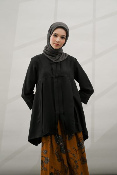 Tunik Kebaya Ghea Hitam (Minor Defect)