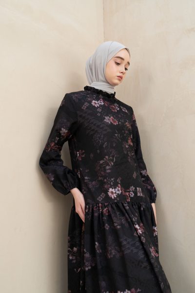 Gamis Lumara Hira Hitam M (Minor Defect)