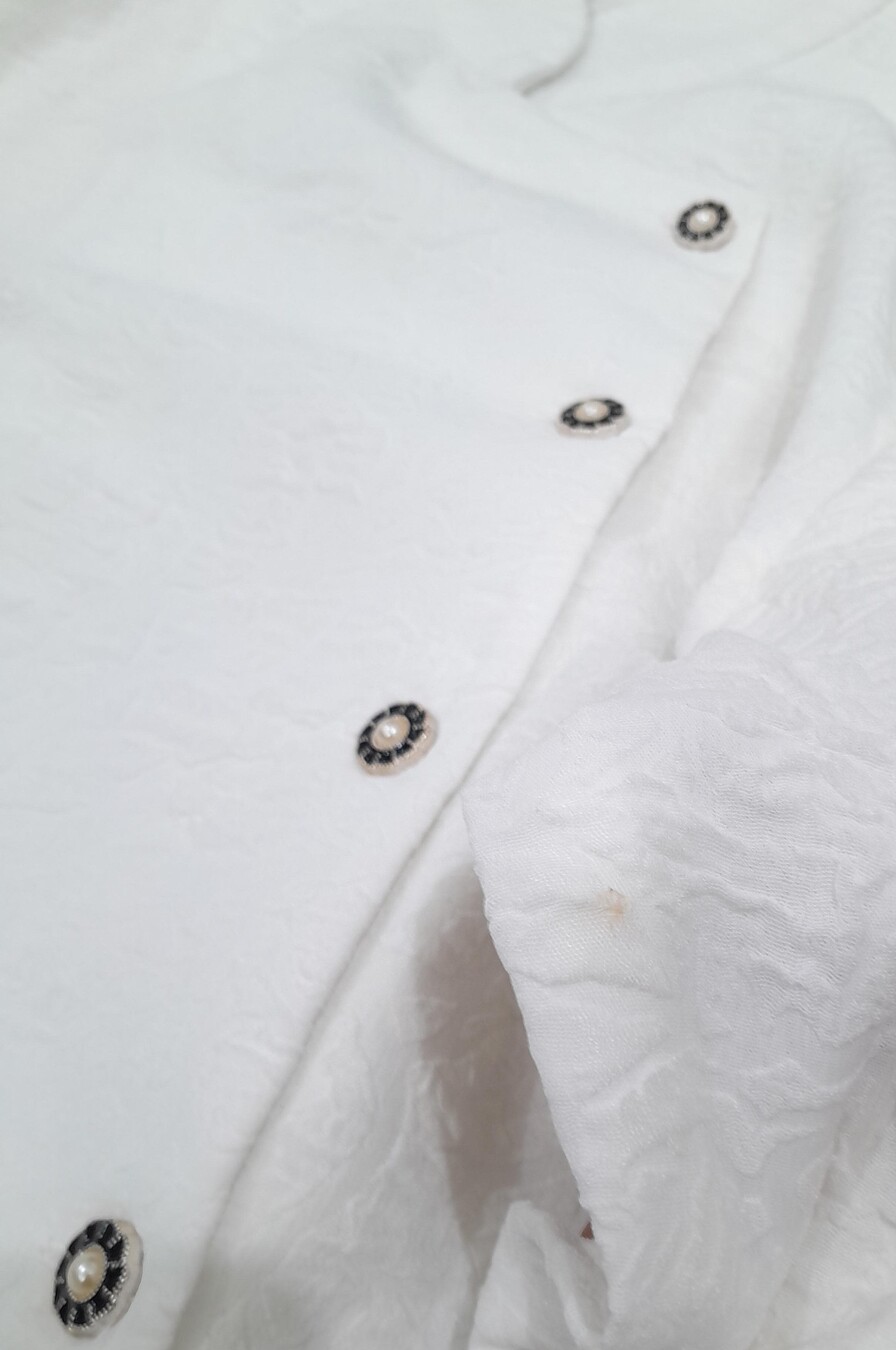 Kebaya Janggan Fia White - M (Minor Defect) - Image 2