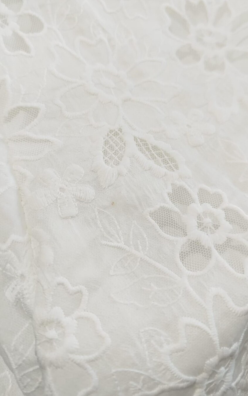 Kebaya / Tunik Aula White - XXL (Minor Defect) - Image 2