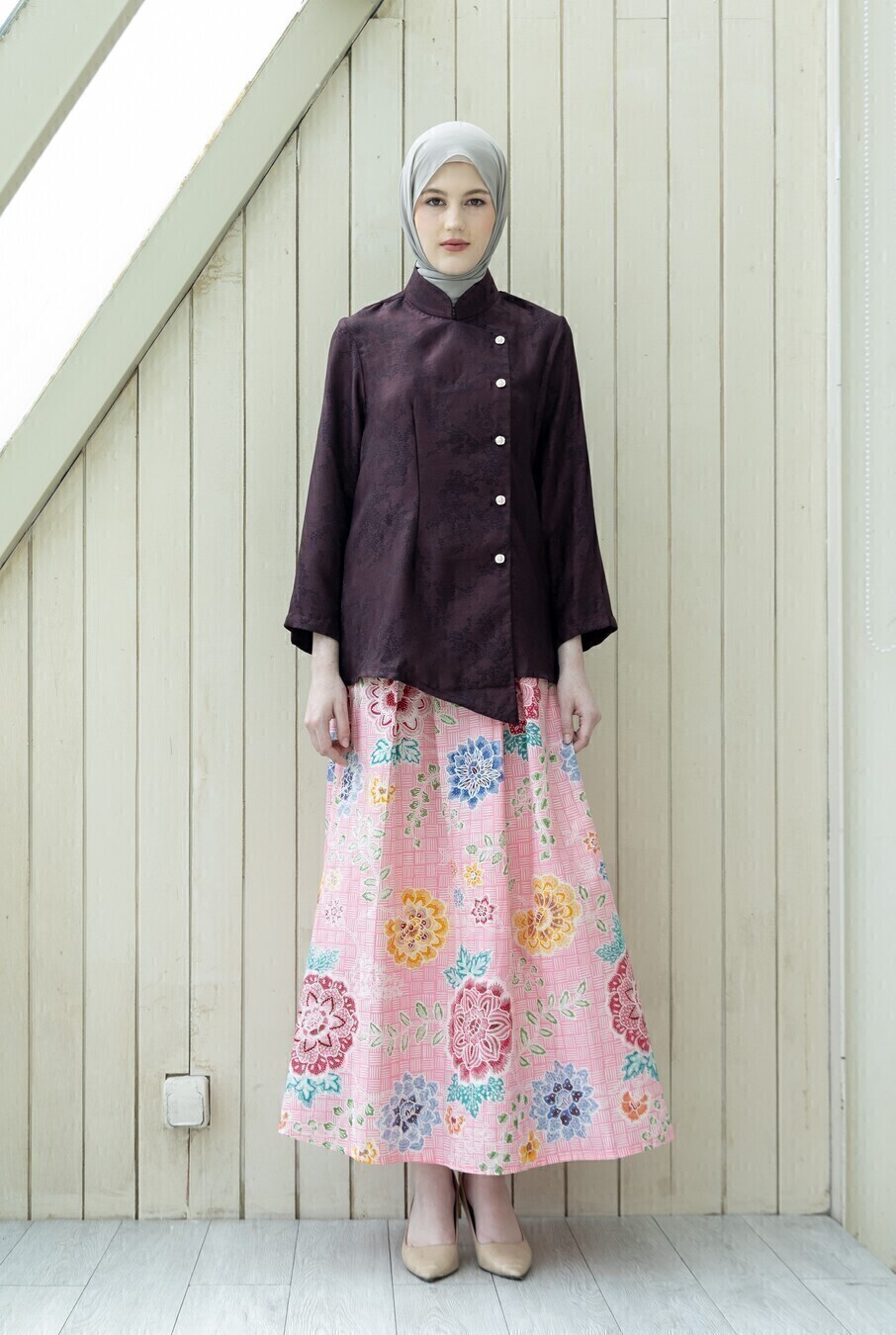 Kebaya Janggan Ayoena Dark Marun - Image 8