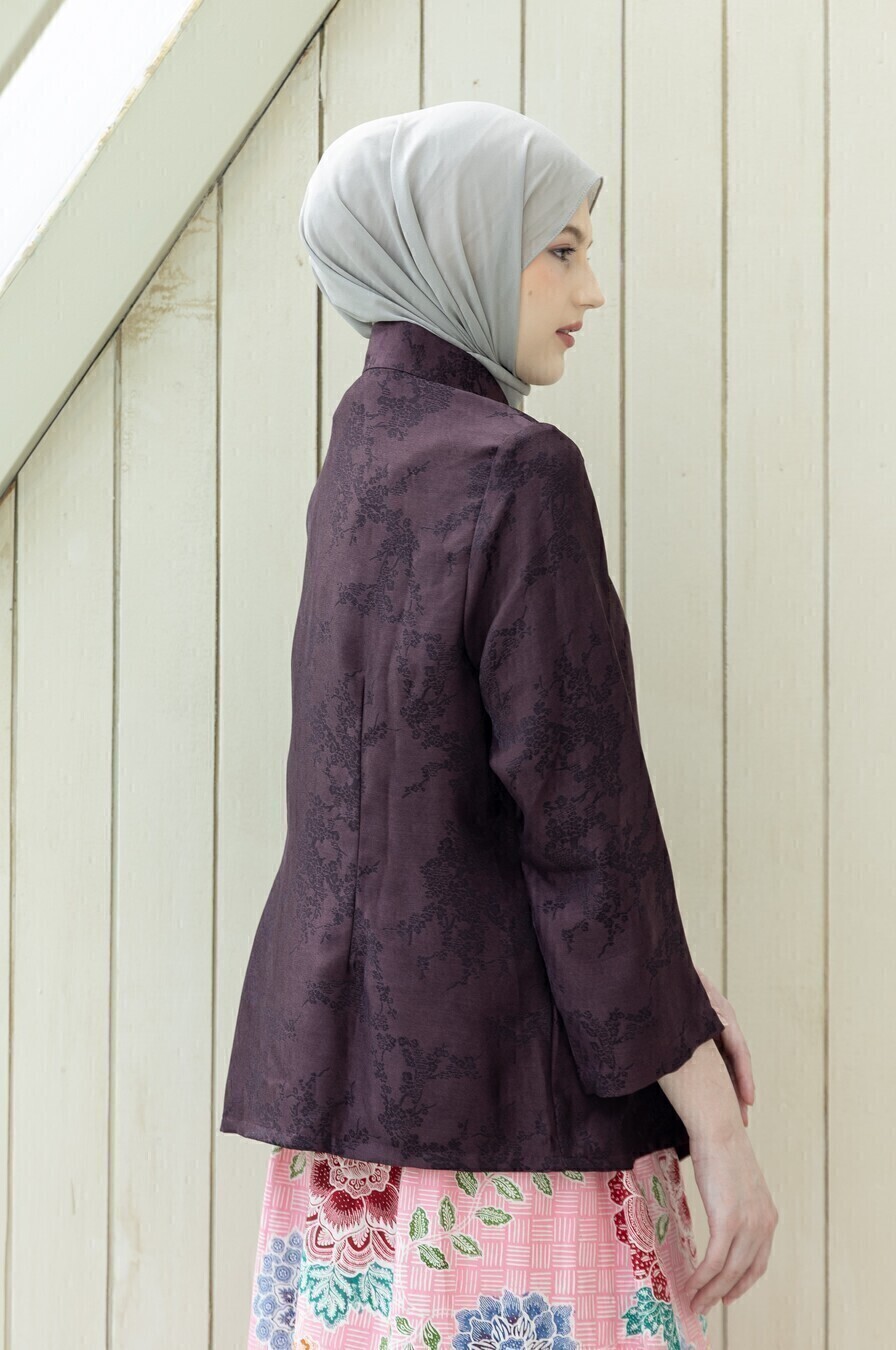 Kebaya Janggan Ayoena Dark Marun - Image 6
