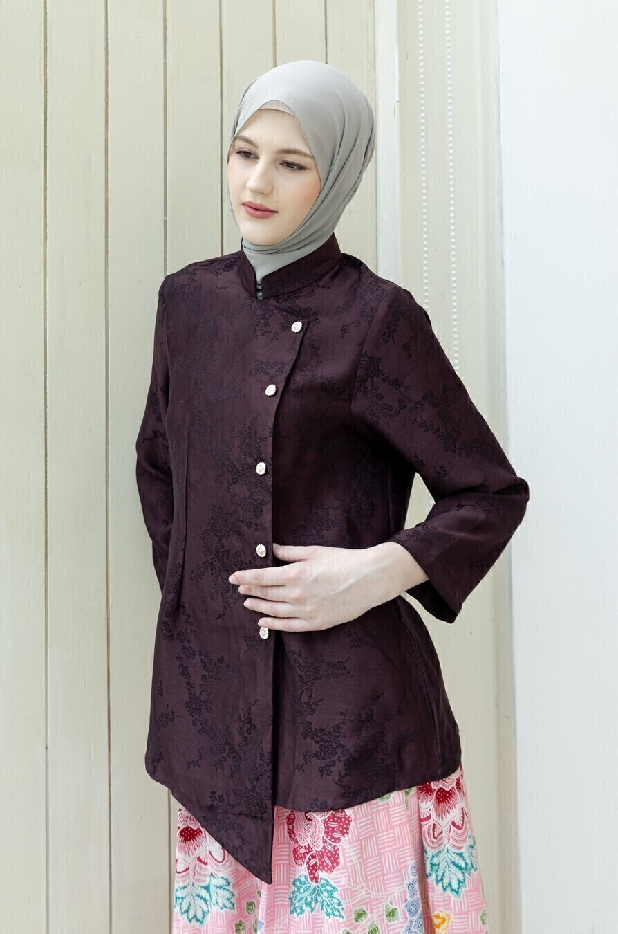 Kebaya Janggan Ayoena Dark Marun - Image 3